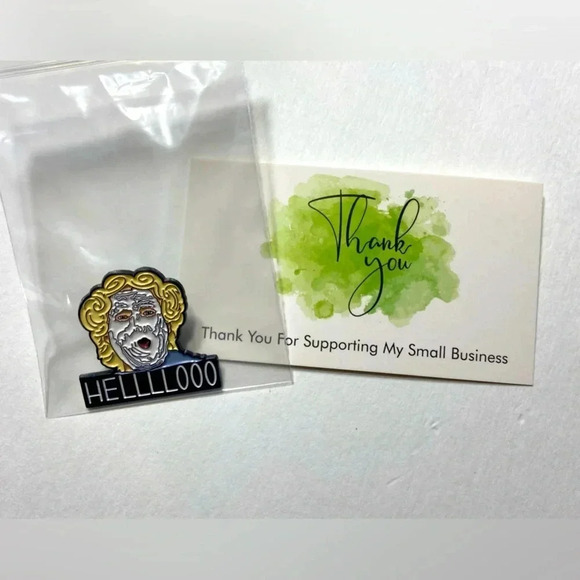 Mrs. Doubtfire - Euphegenia Doubtfire’s Nightly Meringue Mask HELLLLOOO Pin - 🤭 - Picture 5 of 5